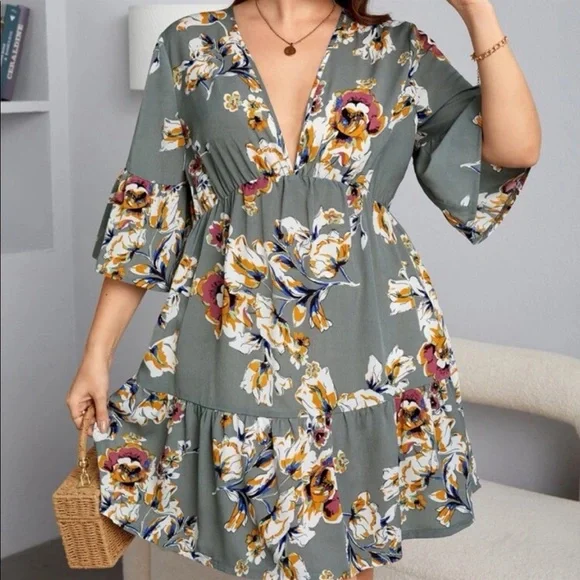 Boho Plus Size Floral Print Ruffle Hem Mini Dress - Picture 5 of 13